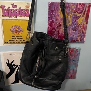 Forever 21 bucket bag